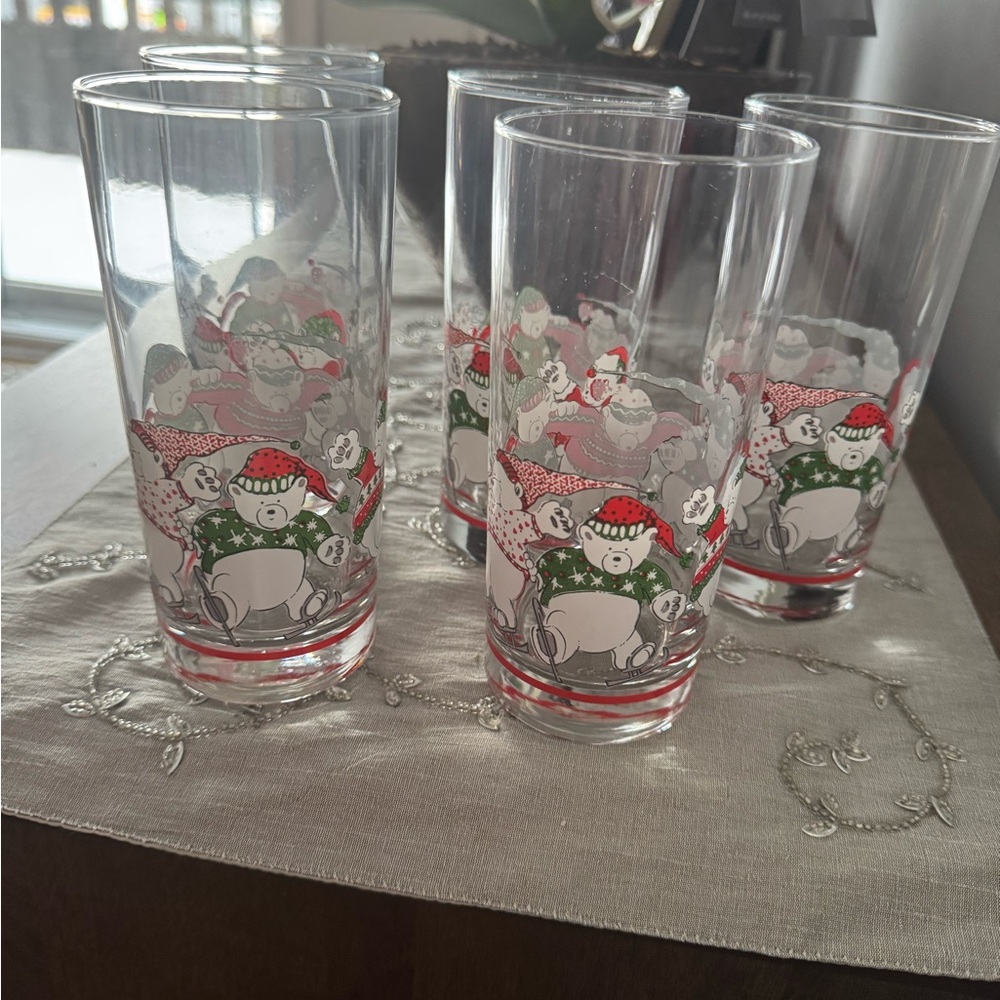 Princess House vintage ice skating bears. Holiday Glasses Set of 5